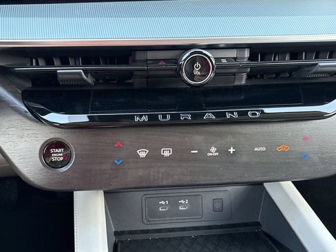 Certified 2025 Nissan Murano Platinum w/ Cargo Package AWD/4WD image 6
