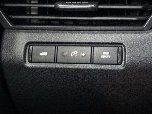 Used 2024 Nissan Altima 2.5 SV image 20