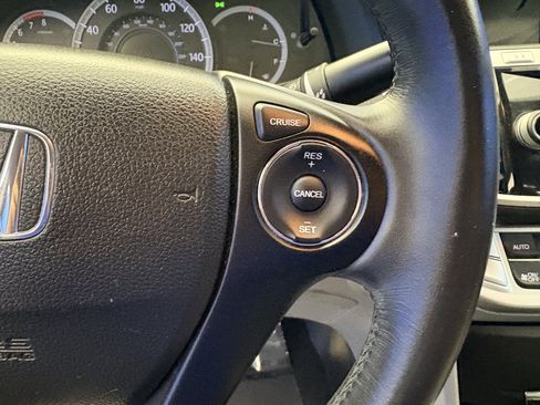 Used 2015 Honda Accord EX-L image 16