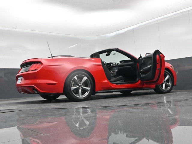 Used 2017 Ford Mustang Convertible w/ Equipment Group 051A RWD image 70