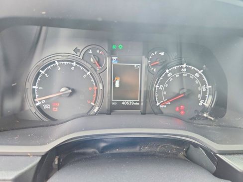 Used 2024 Toyota 4Runner SR5 Premium w/ Moonroof Package RWD image 8