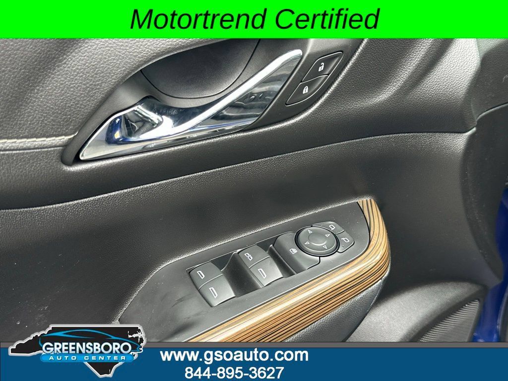 Used 2023 GMC Acadia SLE w/ Driver Convenience Package AWD/4WD image 16