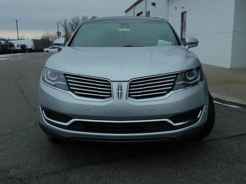 Used 2017 Lincoln MKX Reserve image 22