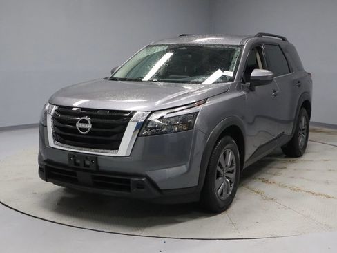 Certified 2025 Nissan Pathfinder SV AWD/4WD image 7