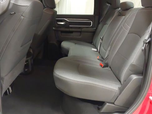 Used 2024 RAM 2500 Big Horn w/ Night Edition AWD/4WD image 38