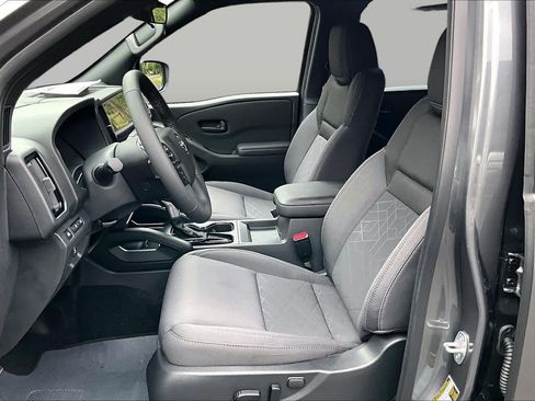 New 2026 Nissan Frontier SV w/ SV Convenience Package RWD image 9