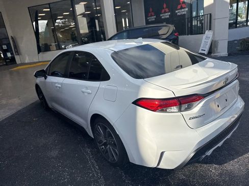 Used 2021 Toyota Corolla SE image 6