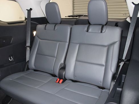 New 2026 Ford Explorer Active image 27