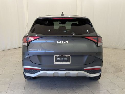 Used 2023 Kia Sportage EX FWD image 8