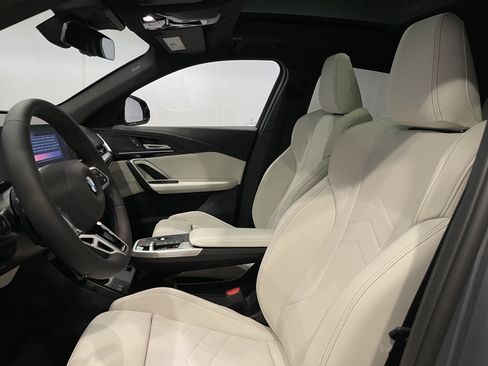 New 2026 BMW X2 xDrive28i w/ Technology Package AWD/4WD image 8