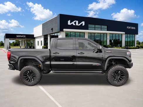 Used 2023 GMC Sierra 1500 AT4X AWD/4WD image 4