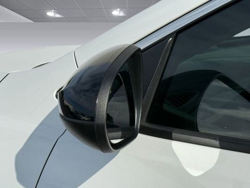 Used 2020 Buick Encore GX Select w/ Sport Touring Package image 22