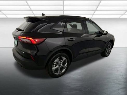New 2026 Ford Escape ST-Line w/ Cold Weather Package AWD/4WD image 8