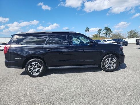 Used 2025 Ford Expedition Max Active image 5