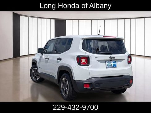 Used 2015 Jeep Renegade Sport w/ Power & Air Group FWD image 8