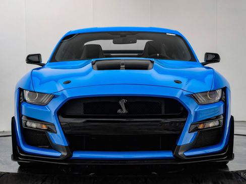 Used 2022 Ford Mustang Shelby GT500 w/ Carbon Fiber Track Pack RWD image 34