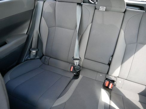 Used 2025 Subaru Crosstrek 2.0i Premium AWD/4WD image 12