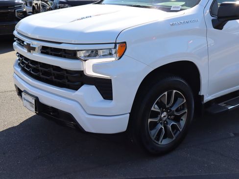 Used 2024 Chevrolet Silverado 1500 RST w/ Convenience Package II AWD/4WD image 6