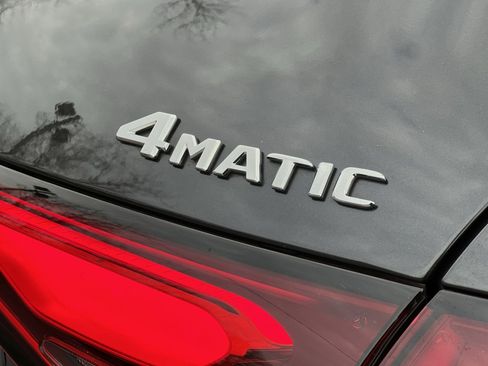 Certified 2025 Mercedes-Benz GLC 300 4MATIC image 28