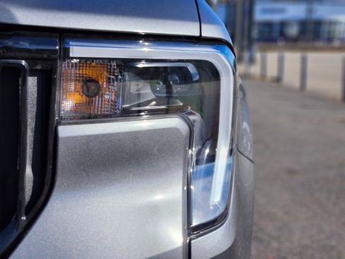 New 2025 Ford Maverick Lobo AWD/4WD image 10