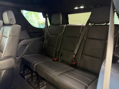 Used 2021 Cadillac Escalade Sport AWD/4WD image 16
