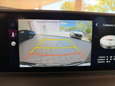 Used 2025 Kia Seltos S FWD image 21