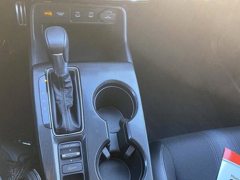 Used 2025 Honda Civic Sport image 18
