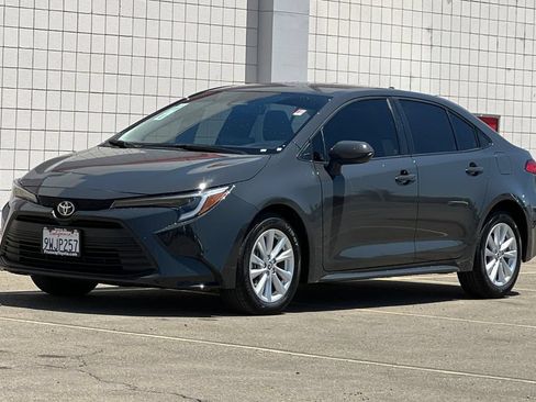 Certified 2026 Toyota Corolla LE w/ LE Premium Package FWD image 10