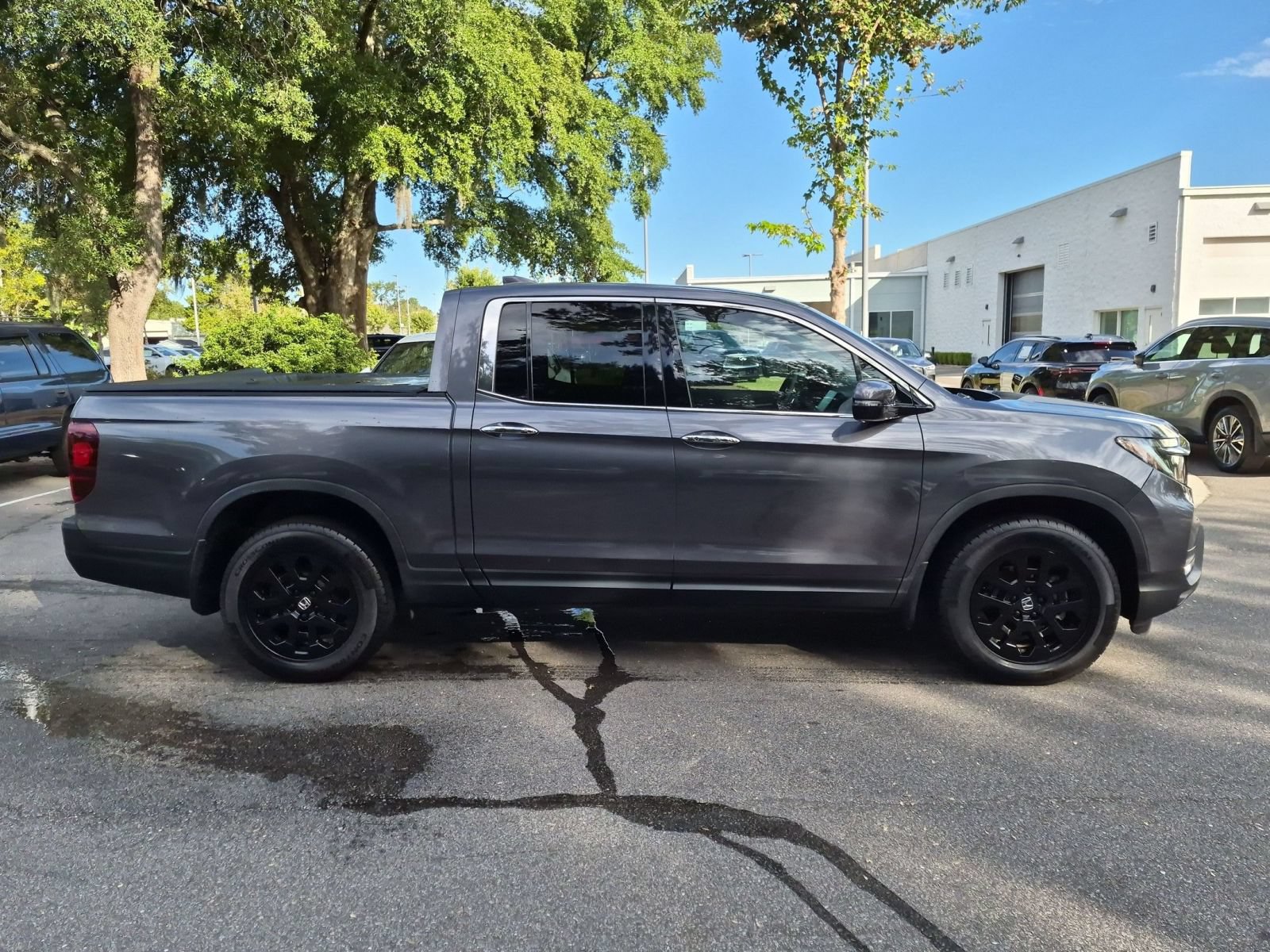 Used 2022 Honda Ridgeline RTL-E image 2