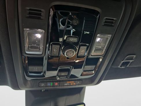 Used 2025 Cadillac Escalade ESV Sport Platinum w/ LPO, ONYX Package AWD/4WD image 30