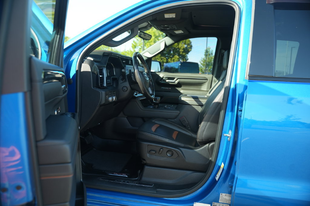 Used 2022 GMC Sierra 1500 AT4 w/ AT4 Premium Package AWD/4WD image 15