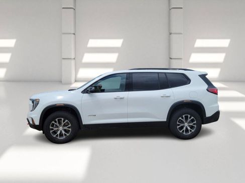 Used 2024 GMC Acadia AT4 w/ Super Cruise Package image 4