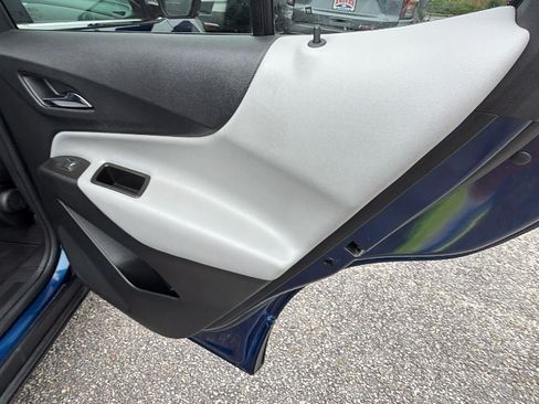 Used 2022 Chevrolet Equinox LT FWD image 18