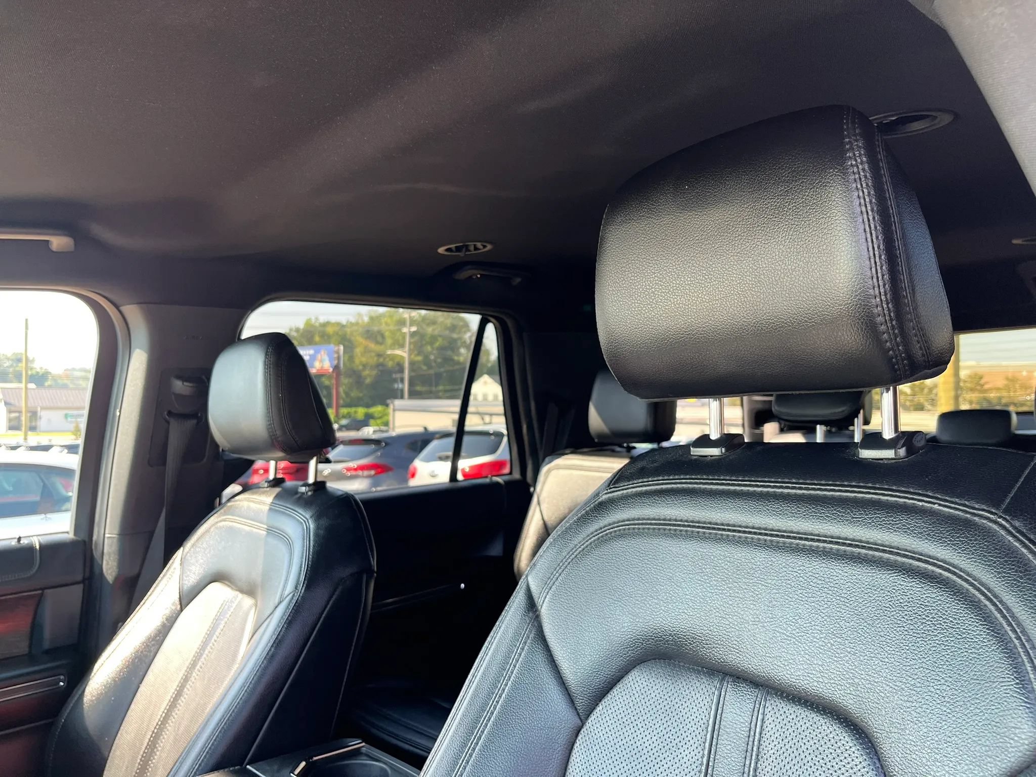 Used 2021 Ford Expedition Limited RWD image 13