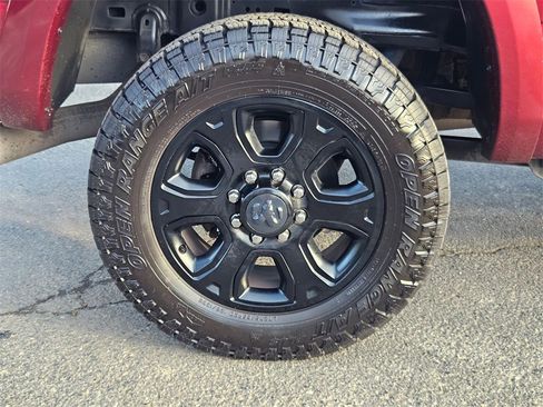 Used 2018 RAM 2500 Laramie w/ Sport Appearance Group image 9