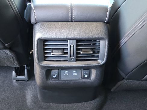 New 2026 Nissan Murano Platinum image 18