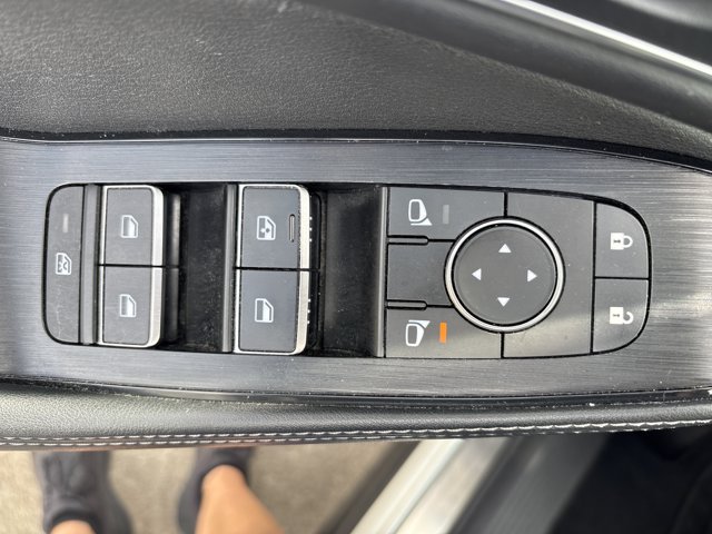 Used 2021 Nissan Rogue Platinum AWD/4WD image 7