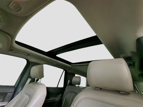 Used 2019 Ford Expedition Limited w/ Equipment Group 302A image 15