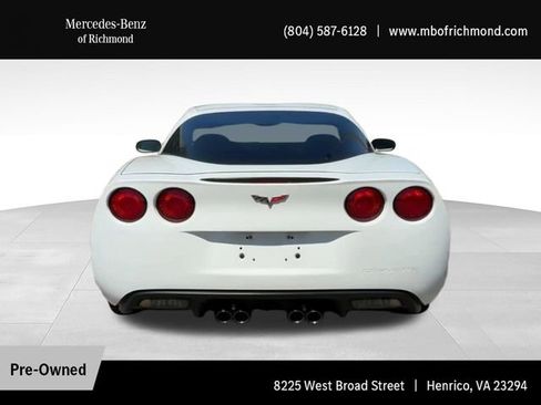Used 2006 Chevrolet Corvette Coupe w/ Preferred Equipment Group RWD image 9