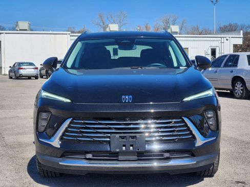 Used 2024 Buick Envision Preferred image 2