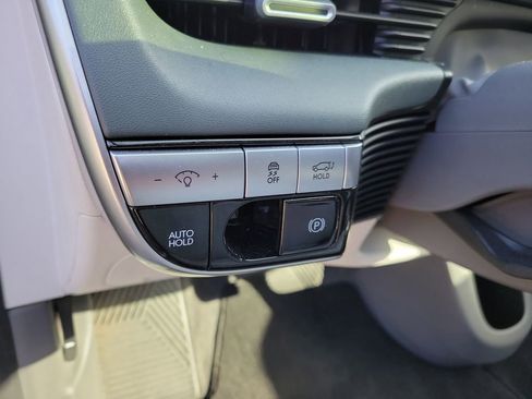 Certified 2023 Hyundai Ioniq 5 Limited w/ Cargo Package image 25