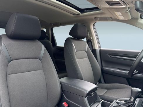 Used 2023 Honda CR-V EX image 32