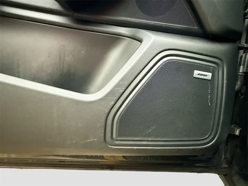 Used 2022 Porsche Macan Base image 20