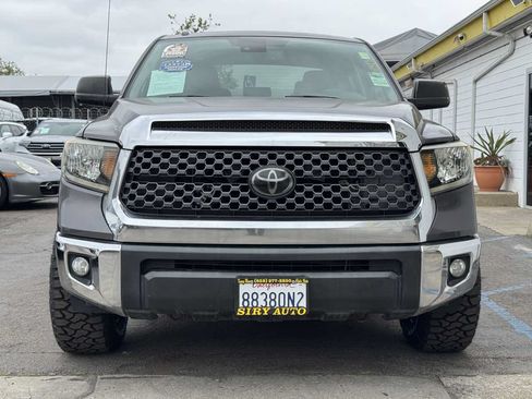 Used 2018 Toyota Tundra SR5 w/ SR5 Upgrade Package RWD image 5