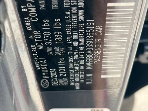 Used 2025 Hyundai Venue SE FWD image 22