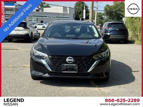 Used 2025 Nissan Sentra SV w/ All-Weather Package FWD image 2