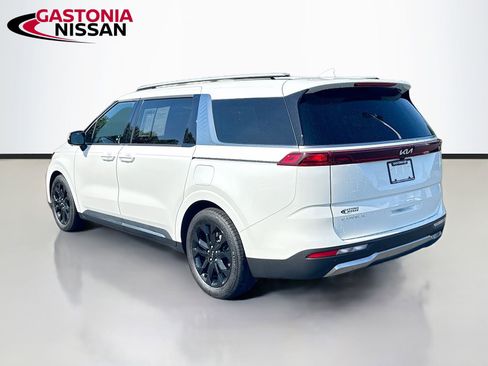 Used 2024 Kia Carnival SX FWD image 6