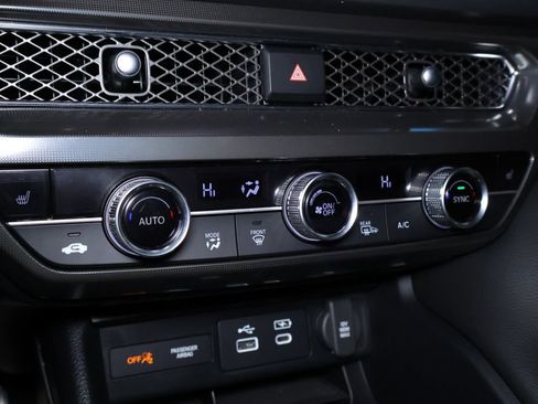 Used 2023 Acura Integra A-Spec image 32