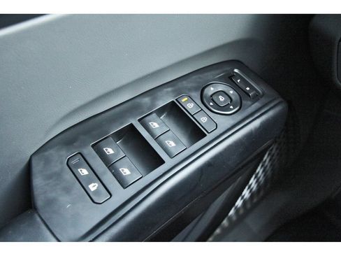 Used 2024 Kia EV9 Light Long Range RWD image 24