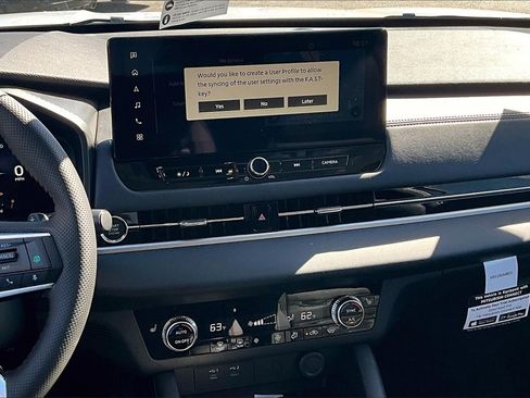 New 2025 Mitsubishi Outlander SE image 7